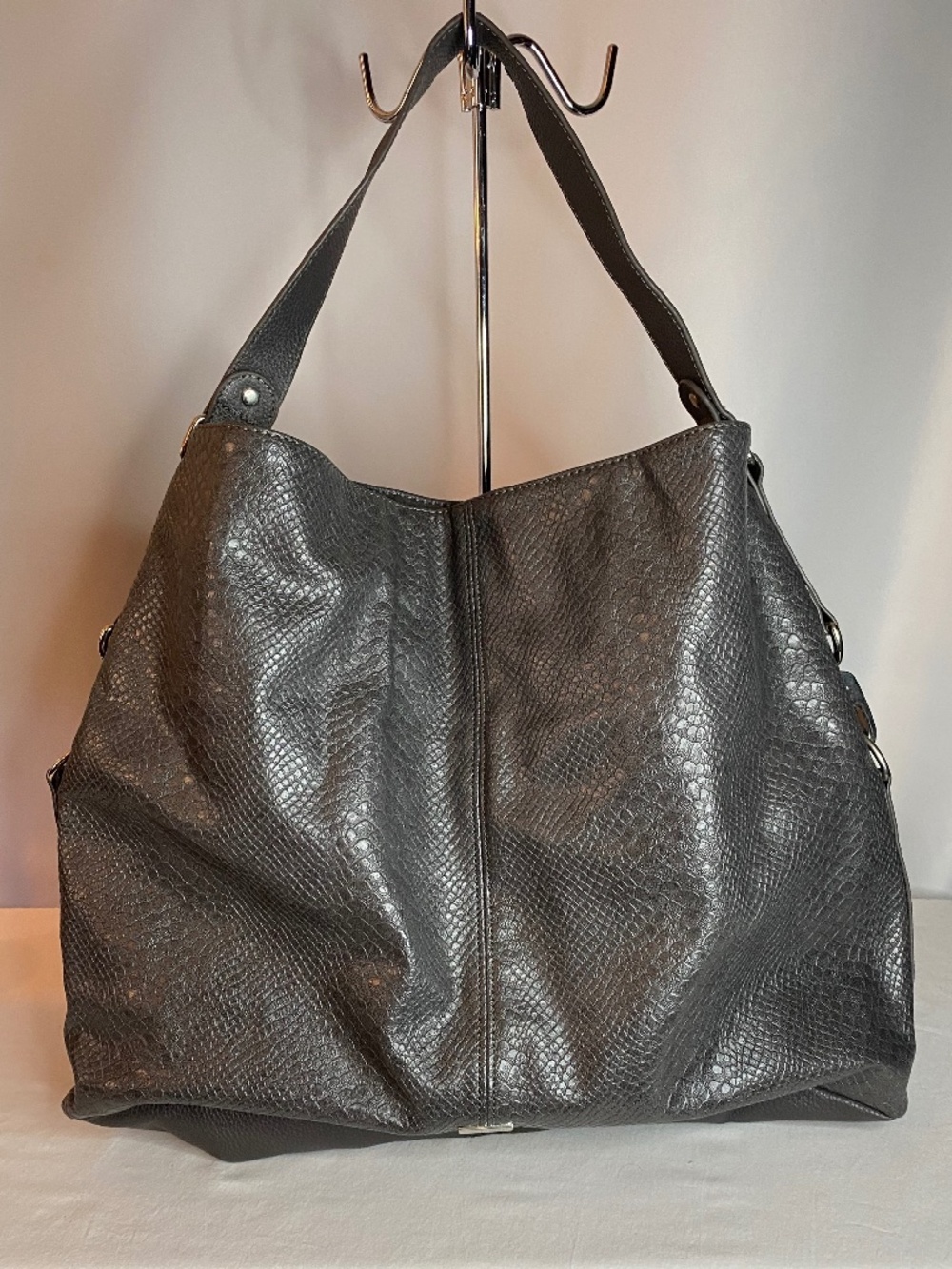 Thirty One Fashion Games Hobo Bag